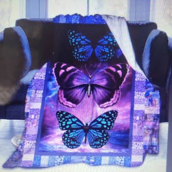 Beautiful, Extra Soft Butterfly Flannel Blanket in Purples, Blues, Pinks 59"x78" - Picture 2 of 5